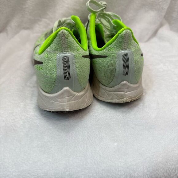 Nike Air Zoom Pegasus 36 Running Shoes - Picture 3 of 7